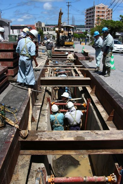 優秀賞（高校生の部）「暮らしを支える」大城 聖南（浦添工業高等学校 2年）